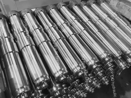 Piston pour disjoncteur hydraulique